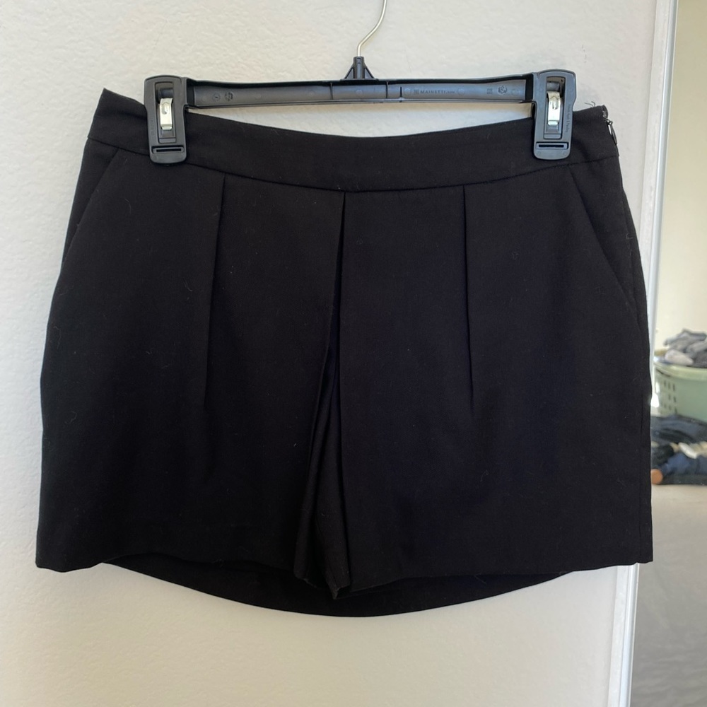 GAP womens black skort